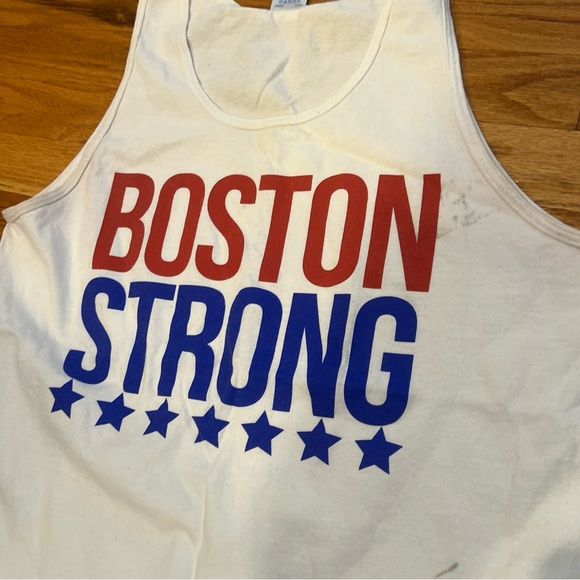 Boston Strong 2014 Marathon Tank Top Year After Attack Rare. Size Medium - Picture 5 of 10